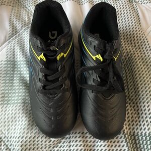 DSG Kids Black and Yellow Sneakers